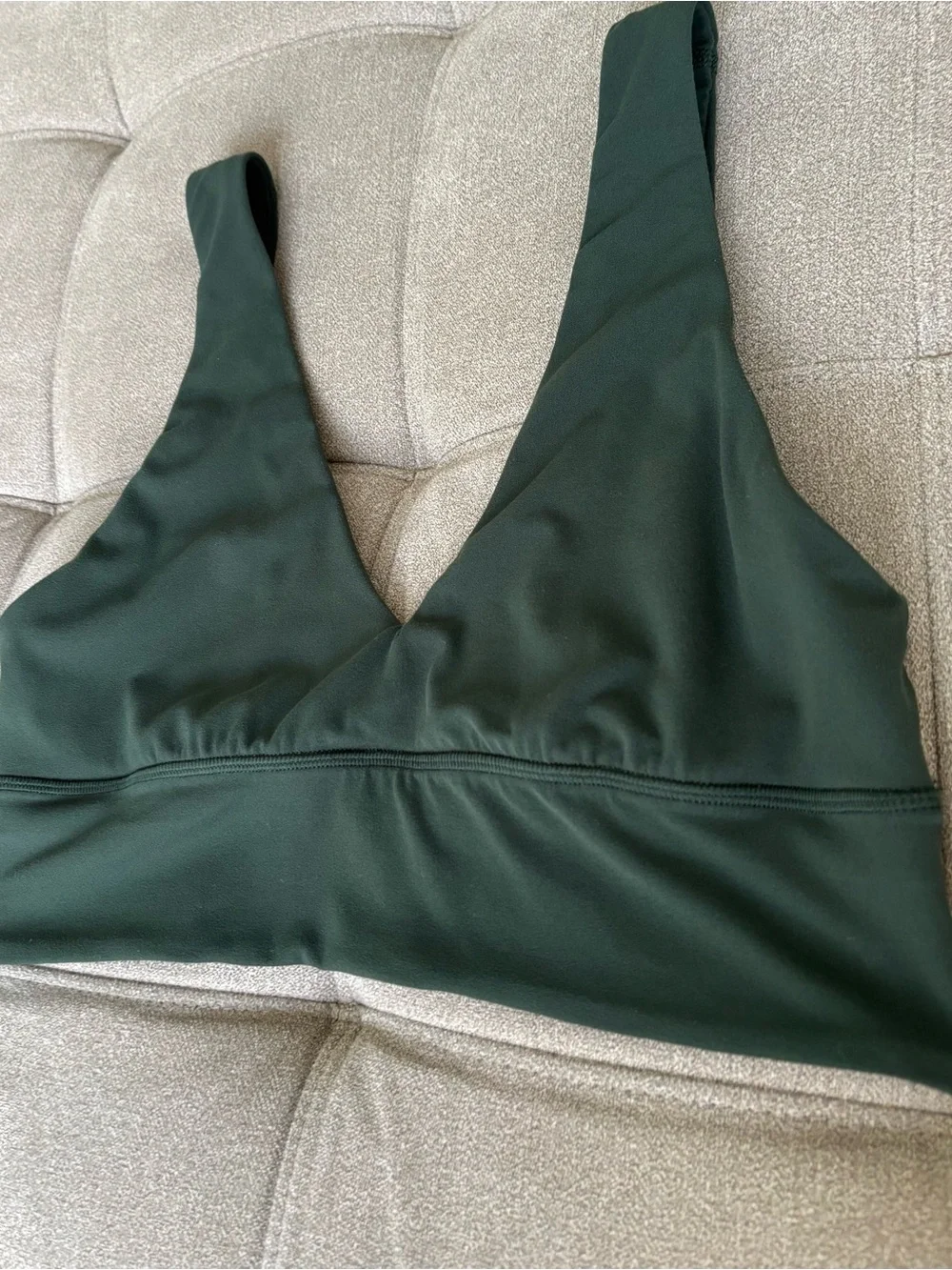 Lululemon Women’s Align V-Neck Bra *Light Support, A/B Cup
